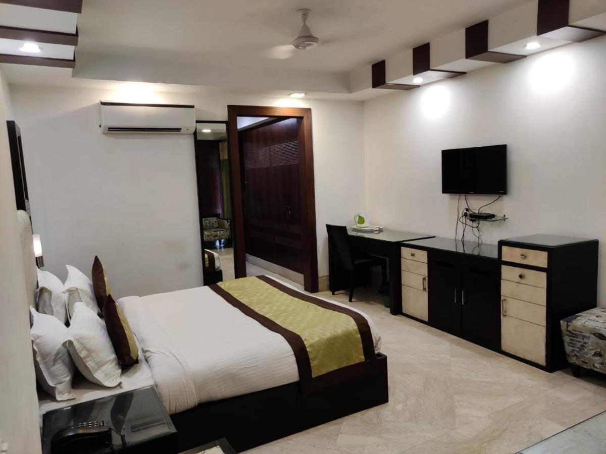 Star Residency Kailash Colony Bed & Breakfast