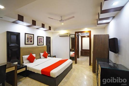 Bed & Breakfast Star Residency Kailash Colony